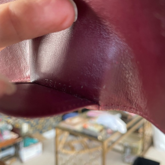 LOUIS VUITTON burgundy Vernis key holder - Picture 3 of 10